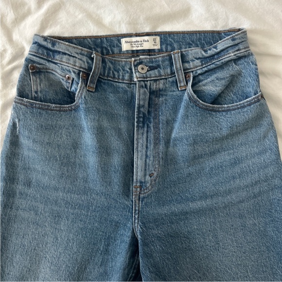 Abercrombie & Fitch high rise jeans - Picture 3 of 6